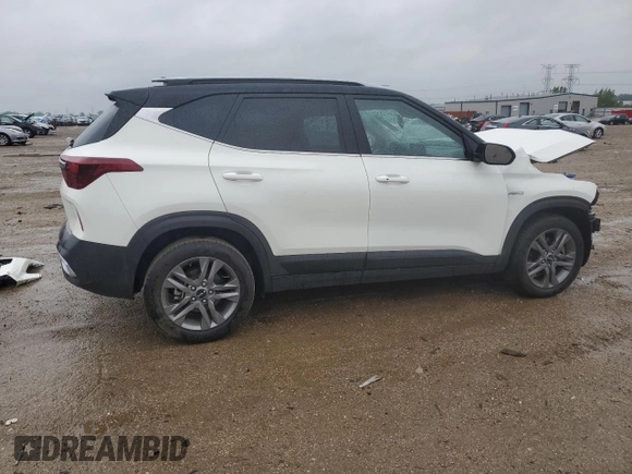 2023 Kia Seltos S z VIN KNDEUCAA6P7412900, wystawiony jako Copart lot #57625615 z przebiegiem 23 085 mil mil oraz Szkoda całkowita • Salvage title. Historia ofert i sprzedaży dostępna na DreamBid. Obrazek 3.