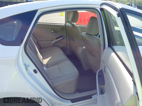 2013 Toyota Prius One z VIN JTDKN3DU1D5624472, wystawiony jako IAAI lot #41995279 z przebiegiem 108 958 mil mil oraz . Historia ofert i sprzedaży dostępna na DreamBid. Obrazek 8.