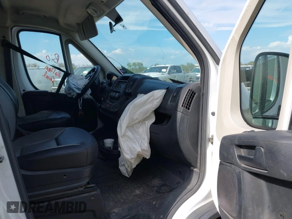2017 Ram ProMaster Cargo with VIN 3C6TRVDG0HE522046, listed as a IAAI auction lot 41903792 with 352,102 mi miles and . Bid and sale history available at carsss.com. Image 5.
