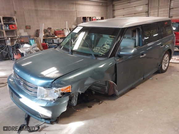 2010 Ford Flex SEL with VIN 2FMGK5CC8ABB09572, listed as a IAAI auction lot 42045111 with 225,666 mi miles. Bid and sale history available at carsss.com. Image 6.