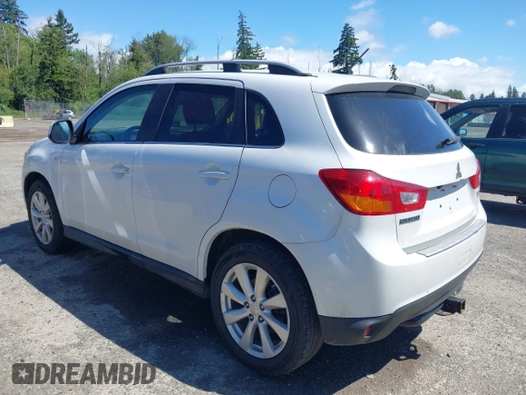 2014 Mitsubishi Outlander SE z VIN 4A4AP4AU3EE024904, wystawiony jako IAAI lot #42373011 z przebiegiem 121 482 mil mil oraz . Historia ofert i sprzedaży dostępna na DreamBid. Obrazek 6.