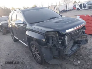 2017 GMC Terrain Denali z VIN 2GKFLRE39H6118418, wystawiony jako IAAI lot #41805860 z przebiegiem 141 176 mil mil oraz . Historia ofert i sprzedaży dostępna na DreamBid. Obrazek 1.