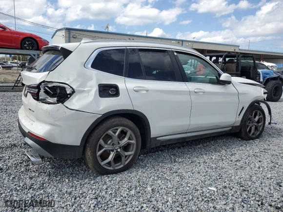 2024 BMW X3 xDrive30i with VIN 5UX53DP06R9W22278, listed as a Copart auction lot 45673325 with 869 mi miles and Salvage Title. Bid and sale history available at carsss.com. Image 3.