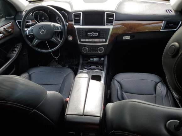 2015 Mercedes-Benz GL-Class GL 350 BlueTEC with VIN 4JGDF2EE0FA600743, listed as a Copart auction lot 66286963 with 189,062 mi miles. Bid and sale history available at carsss.com. Image 8.