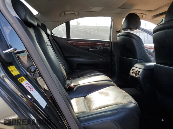 2007 Lexus LS 460 z VIN JTHBL46F275013508, wystawiony jako Copart lot #65202405 z przebiegiem Nie podano mil oraz Szkoda całkowita • Salvage title. Historia ofert i sprzedaży dostępna na DreamBid. Obrazek 10.