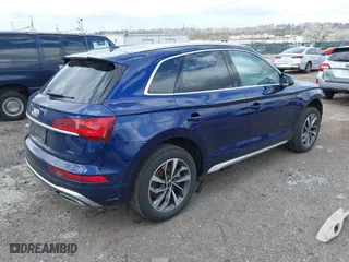 2024 Audi Q5 S line Premium Plus with VIN WA1EAAFY2R2018050, listed as a IAAI auction lot 41887903 with 15,685 mi miles. Bid and sale history available at carsss.com. Image 4.