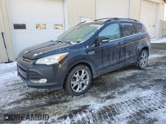 2013 Ford Escape SEL z VIN 1FMCU9H96DUD30275, wystawiony jako Copart lot #88585435 z przebiegiem 317 668 mil mil oraz Czysty tytuł • Clean title. Historia ofert i sprzedaży dostępna na DreamBid. Obrazek 1.