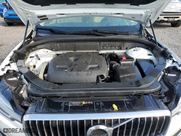 2019 Volvo XC60 Inscription with VIN LYV102RL2KB233641, listed as a Copart auction lot 80707214 with 31,324 mi miles and Non Repairable. Bid and sale history available at carsss.com. Image 12.