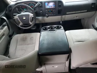 2011 Chevrolet Silverado 1500 LT with VIN 3GCPKSE38BG394952, listed as a Copart auction lot 56408385 with 221,683 mi miles and Clean Title. Bid and sale history available at DreamBid. Image 8.