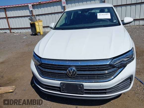 2024 Volkswagen Jetta S with VIN 3VW5M7BU6RM058267, listed as a IAAI auction lot 42762187 with 27,588 mi miles and . Bid and sale history available at DreamBid. Image 12.