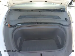 2022 Tesla Model Y Performance с VIN 7SAYGDEF4NF522984, выставлен на аукционе Copart как лот 57803945 с пробегом 37 327 миль миль и Списание • Salvage title. История ставок и продаж доступна на DreamBid. Изображение 11.