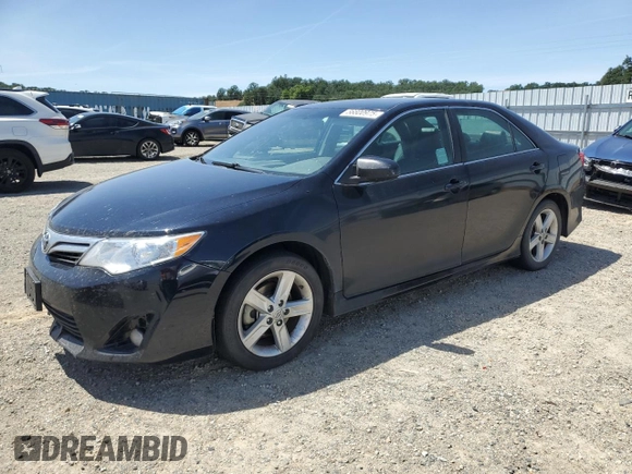2014 Toyota Camry L with VIN 4T1BF1FK2EU338016, listed as a Copart auction lot 56800975 with 344,992 mi miles and Clean Title. Bid and sale history available at DreamBid. Image 1.