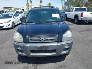 2006 Hyundai Tucson GLS with VIN KM8JN12D06U366159, listed as a IAAI auction lot 41981578 with 231,315 mi miles. Bid and sale history available at carsss.com. Image 12.