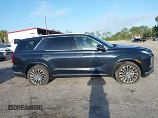 2024 Hyundai Palisade Calligraphy z VIN KM8R74GE2RU677273, wystawiony jako IAAI lot #41989335 z przebiegiem 9 200 mil mil oraz . Historia ofert i sprzedaży dostępna na DreamBid. Obrazek 13.