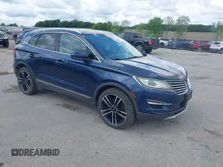 2017 Lincoln MKC Reserve с VIN 5LMTJ3DH0HUL27796, выставлен на аукционе IAAI как лот 42469998 с пробегом 126 487 миль миль и . История ставок и продаж доступна на DreamBid. Изображение 1.