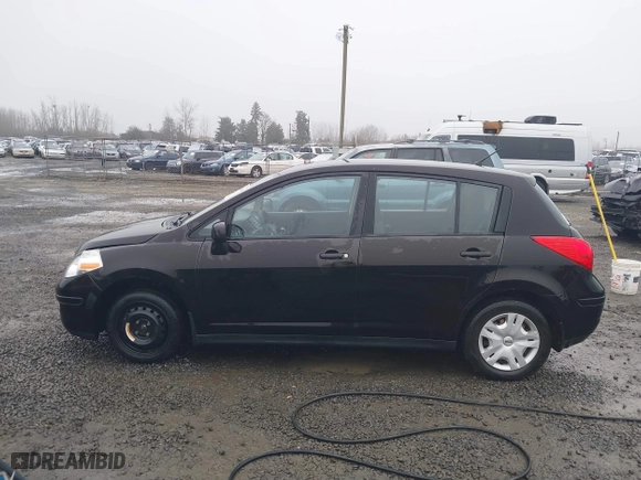 2011 Nissan Versa 1.8 SL with VIN 3N1BC1CP2BL403713, listed as a IAAI auction lot 41313488 with 91,491 mi miles. Bid and sale history available at carsss.com. Image 14.
