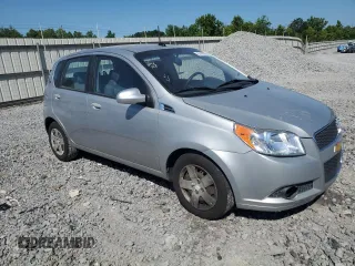 2009 Chevrolet Aveo 1LT z VIN KL1TD66E79B615600, wystawiony jako Copart lot #57905895 z przebiegiem 116 465 mil mil oraz Szkoda całkowita • Salvage title. Historia ofert i sprzedaży dostępna na DreamBid. Obrazek 4.