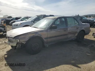 1990 Honda Accord LX with VIN JHMCB7659LC064137, listed as a Copart auction lot 45761615 with 382,195 mi miles and Non Repairable. Bid and sale history available at carsss.com. Image 1.