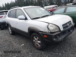 2005 Hyundai Tucson GLS with VIN KM8JN72D75U060416, listed as a IAAI auction lot 41212714 with 173,421 mi miles. Bid and sale history available at carsss.com. Image 1.