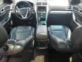 2012 Ford Explorer XLT z VIN 1FMHK7D84CGA70887, wystawiony jako Copart lot #55774075 z przebiegiem 198 628 mil mil oraz Czysty tytuł • Clean title. Historia ofert i sprzedaży dostępna na DreamBid. Obrazek 8.