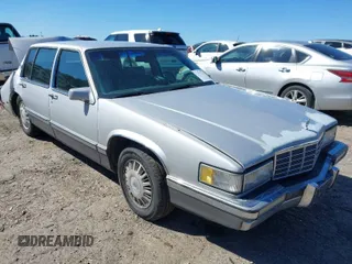 1992 Cadillac DeVille z VIN 1G6CD53B5N4206641, wystawiony jako IAAI lot #41825185 z przebiegiem 70 204 mil mil oraz . Historia ofert i sprzedaży dostępna na DreamBid. Obrazek 1.