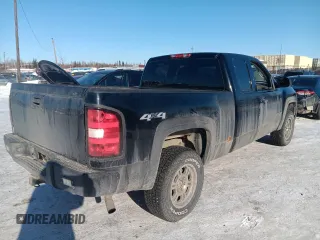 2007 Chevrolet Silverado 1500 Work Truck with VIN 1GCEK19C67Z585322, listed as a Copart auction lot 49330805 with 233,005 mi miles and Salvage Title. Bid and sale history available at carsss.com. Image 3.