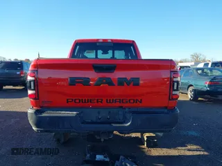 2020 Ram 2500 Power Wagon с VIN 3C6TR5EJ4LG297928, выставлен на аукционе IAAI как лот 40409115 с пробегом Не указан миль и . История ставок и продаж доступна на DreamBid. Изображение 16.