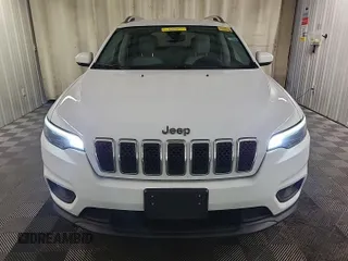 2021 Jeep Cherokee Altitude with VIN 1C4PJMLB9MD211826, listed as a IAAI auction lot 42666661 with 47,838 mi miles and . Bid and sale history available at DreamBid. Image 14.