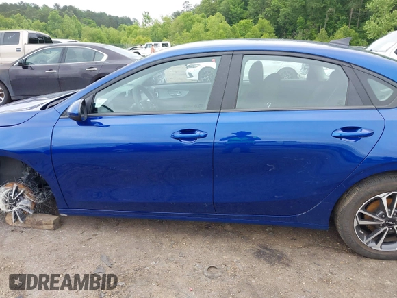 2024 Kia Forte LXS with VIN 3KPF24AD4RE708740, listed as a IAAI auction lot 42153113 with 35,054 mi miles and . Bid and sale history available at DreamBid. Image 13.