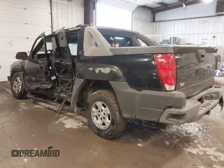 2003 Chevrolet Avalanche z VIN 3GNEK13T63G292241, wystawiony jako IAAI lot #41211184 z przebiegiem 258 158 mil mil oraz . Historia ofert i sprzedaży dostępna na DreamBid. Obrazek 3.
