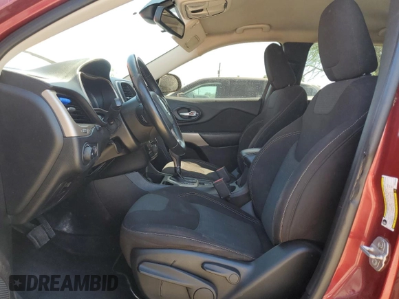 2017 Jeep Cherokee Latitude with VIN 1C4PJLCB2HW585988, listed as a Copart auction lot 48169725 with 103,538 mi miles and Salvage Title. Bid and sale history available at DreamBid. Image 7.