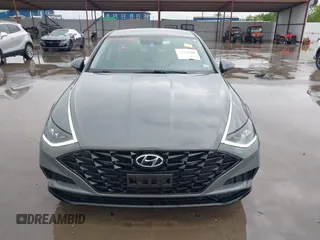 2020 Hyundai Sonata SEL z VIN 5NPEL4JA9LH035459, wystawiony jako IAAI lot #42200766 z przebiegiem 34 027 mil mil oraz . Historia ofert i sprzedaży dostępna na DreamBid. Obrazek 12.