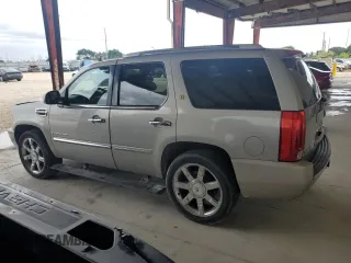 2009 Cadillac Escalade Hybrid with VIN 1GYFC43569R122428, listed as a Copart auction lot 78315314 with 159,001 mi miles and Clean Title. Bid and sale history available at carsss.com. Image 2.