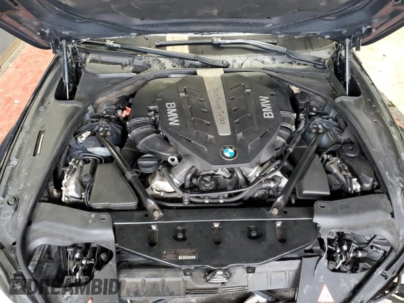 2013 BMW 6 Series 650i xDrive with VIN WBA6B4C56DD098465, listed as a Copart auction lot 45126625 with 129,235 mi miles and Clean Title. Bid and sale history available at carsss.com. Image 11.