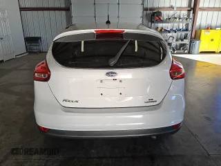 2016 Ford Focus SE with VIN 1FADP3K28GL325507, listed as a Copart auction lot 87763245 with 127,757 mi miles and Clean Title. Bid and sale history available at carsss.com. Image 6.