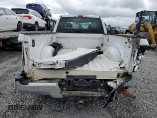 2017 Ford F-250 XLT с VIN 1FT7X2A62HEB67273, выставлен на аукционе Copart как лот 55683035 с пробегом 242 561 миль миль и Списание • Salvage title. История ставок и продаж доступна на DreamBid. Изображение 6.