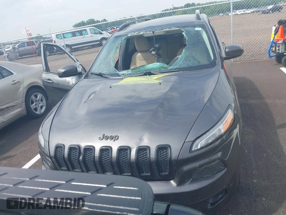 2018 Jeep Cherokee Latitude Tech Connect с VIN 1C4PJLCB3JD607790, выставлен на аукционе IAAI как лот 42482247 с пробегом 172 655 миль миль и . История ставок и продаж доступна на DreamBid. Изображение 12.