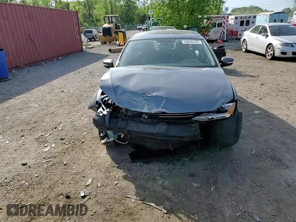 2013 Volkswagen Jetta SE with VIN 3VWDX7AJ1DM357085, listed as a Copart auction lot 55045725 with 156,513 mi miles and Salvage title. Bid and sale history available at DreamBid. Image 13.
