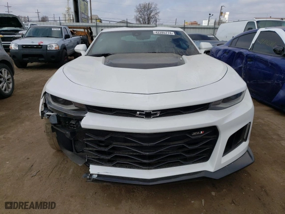2022 Chevrolet Camaro ZL1 with VIN 1G1FK1R6XN0106778, listed as a Copart auction lot 42285774 with 7,880 mi miles and Non Repairable. Bid and sale history available at carsss.com. Image 5.