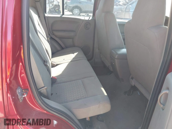 2007 Jeep Liberty Sport with VIN 1J4GL48K87W701907, listed as a IAAI auction lot 41802354 with 179,598 mi miles. Bid and sale history available at carsss.com. Image 8.