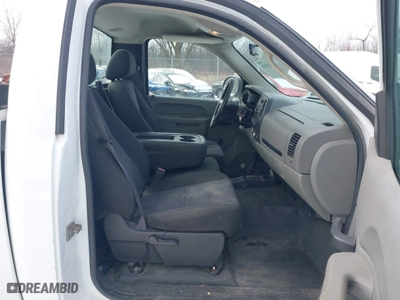 2011 Chevrolet Silverado 1500 Work Truck with VIN 1GCNKPE00BZ257241, listed as a IAAI auction lot 41479355 with 219,543 mi miles. Bid and sale history available at carsss.com. Image 5.