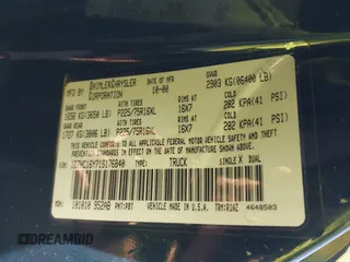 2001 Dodge 1500 z VIN 1B7HC16Y71S176840, wystawiony jako IAAI lot #41825038 z przebiegiem 136 410 mil mil oraz . Historia ofert i sprzedaży dostępna na DreamBid. Obrazek 9.