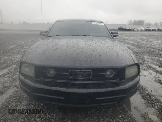 2008 Ford Mustang Deluxe with VIN 1ZVHT84N185109996, listed as a Copart auction lot 52171085 with 141,092 mi miles and Salvage Title. Bid and sale history available at carsss.com. Image 5.