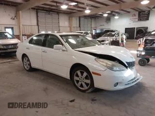 2005 Lexus ES 330 with VIN JTHBA30G955076779, listed as a IAAI auction lot 41622673 with 209,363 mi miles. Bid and sale history available at carsss.com. Image 1.