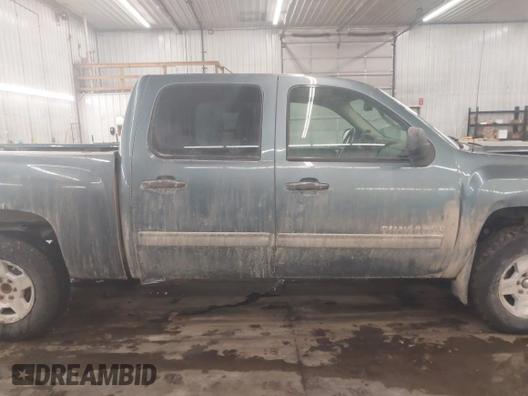 2009 Chevrolet Silverado 1500 LT with VIN 3GCEK23369G288634, listed as a IAAI auction lot 41636223 with 181,783 mi miles and . Bid and sale history available at DreamBid. Image 14.