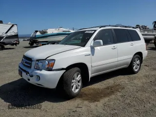 2007 Toyota Highlander Hybrid w/3rd Row with VIN JTEEW21A770037642, listed as a Copart auction lot 52580745 with 152,753 mi miles and Salvage Title. Bid and sale history available at carsss.com. Image 1.