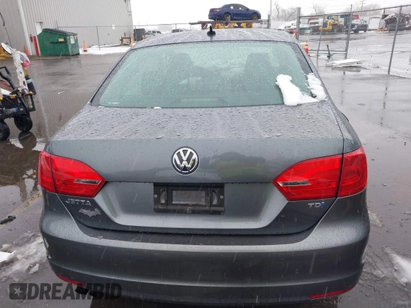 2014 Volkswagen Jetta TDI w/Premium/Nav с VIN 3VWLL7AJ4EM332920, выставлен на аукционе IAAI как лот 41630948 с пробегом 148 754 миль миль и . История ставок и продаж доступна на DreamBid. Изображение 16.