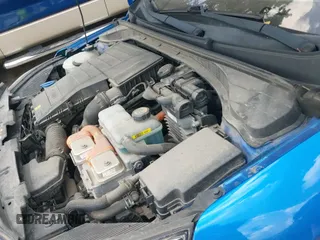 2018 Hyundai Ioniq Blue с VIN KMHC65LC2JU090577, выставлен на аукционе IAAI как лот 42964152 с пробегом 83 896 миль миль и . История ставок и продаж доступна на DreamBid. Изображение 19.