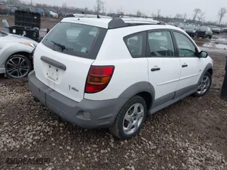 2008 Pontiac Vibe with VIN 5Y2SL65878Z424915, listed as a IAAI auction lot 41543220 with 200,250 mi miles. Bid and sale history available at carsss.com. Image 4.