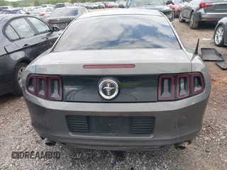 2014 Ford Mustang V6 с VIN 1ZVBP8AM7E5287185, выставлен на аукционе IAAI как лот 42187534 с пробегом 165 355 миль миль и . История ставок и продаж доступна на DreamBid. Изображение 16.
